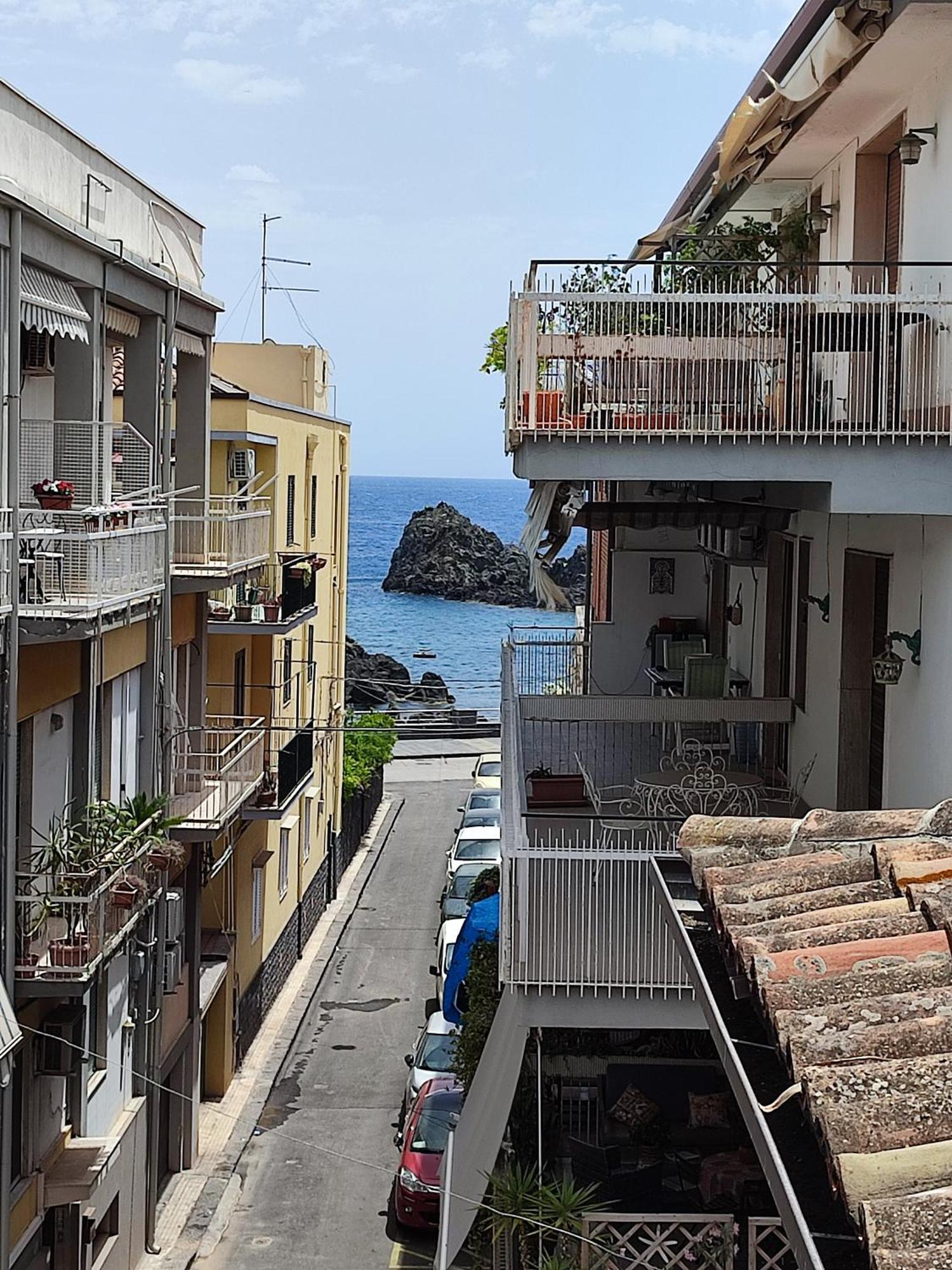 La Maison De Genevieve Appartement Aci Trezza Buitenkant foto